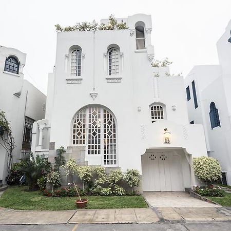 Autor Bed & Breakfast Lima Bagian luar foto